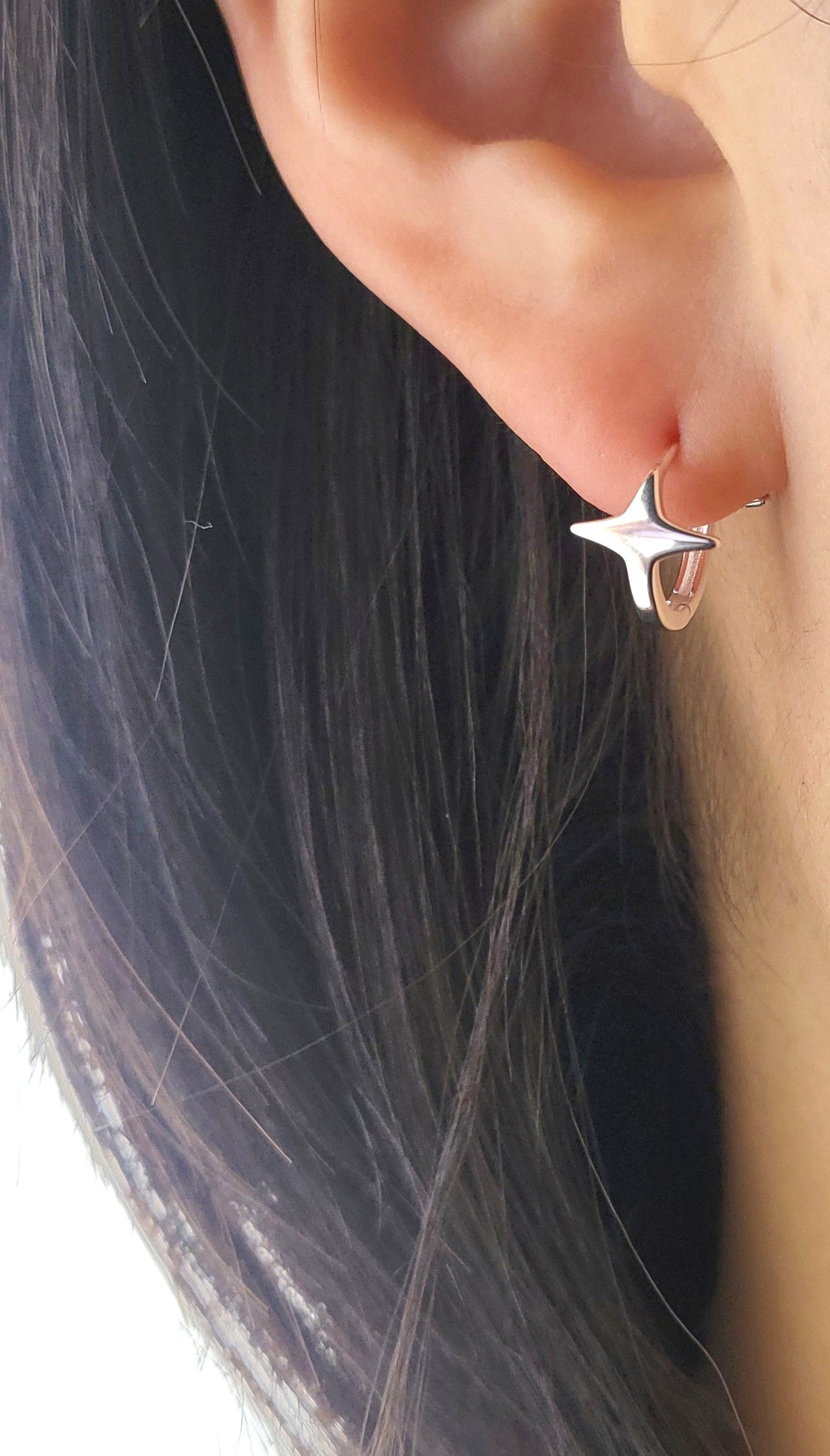 Sterling Silver North Star Sleek Huggies