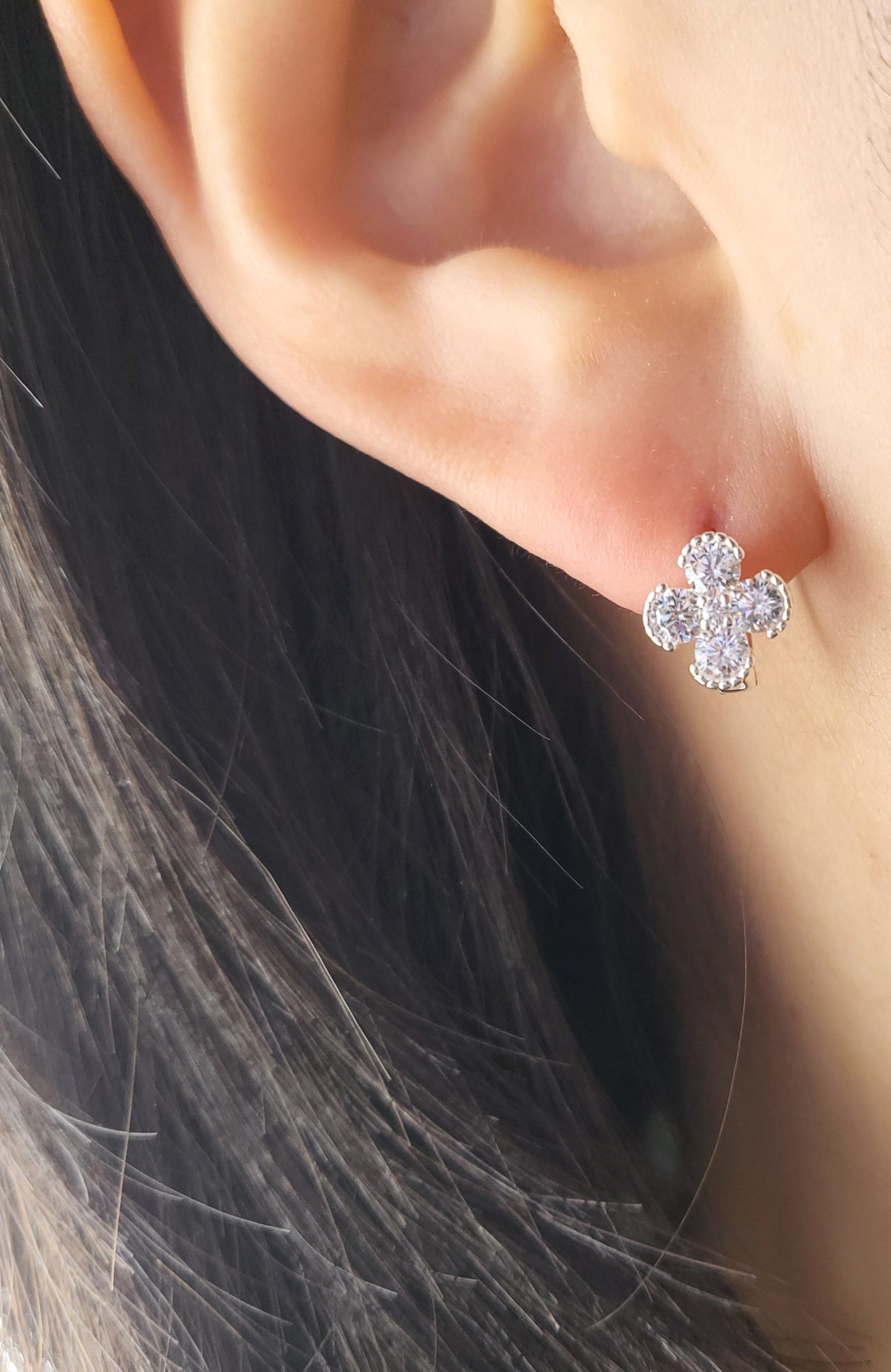 Sterling Silver Twinkle Bloom Huggies