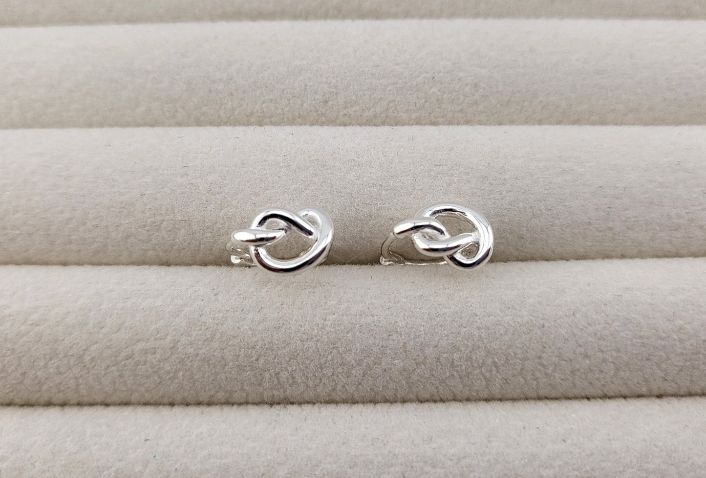Sterling Silver Infinity Link Huggies