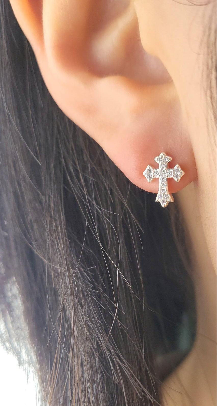 Sterling Silver Radiant Cross Stud